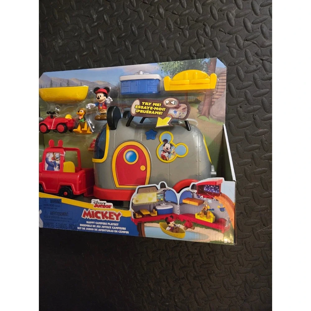 Disney Junior Mickey Happy Campers Playset RV Camper, Figures & Accessories (3+)